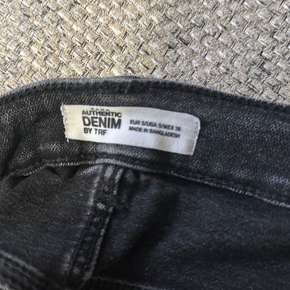 Zara black denim skirt - Picture 3 of 3